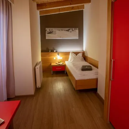 Auwirt Zentrum Hotel 4*